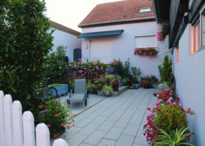 maisons fleuries 2022 - Catégorie 3 (Maison avec clôture ou cour) 1ier M. & Mme René FOHRER